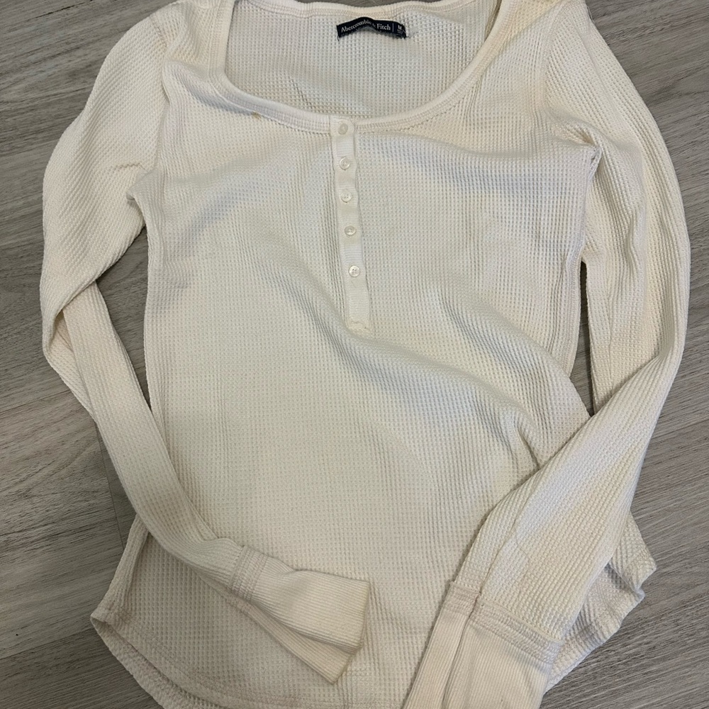 Abercrombie & Fitch Off-White Long Sleeve Henley
